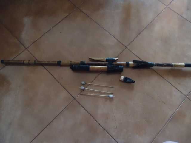 тръба със стрели ,сабаркан, лък със стрели