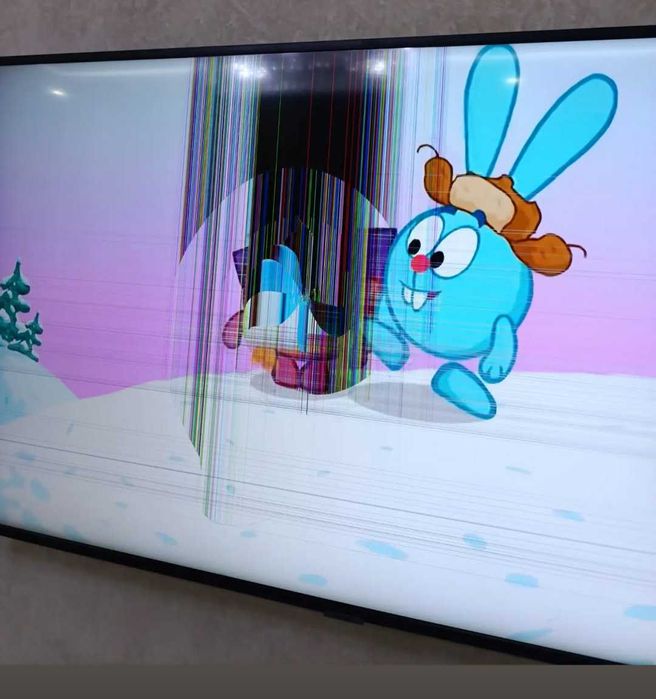 Телевизор samsung led,диагональ 50, на запчасти , экран сломан