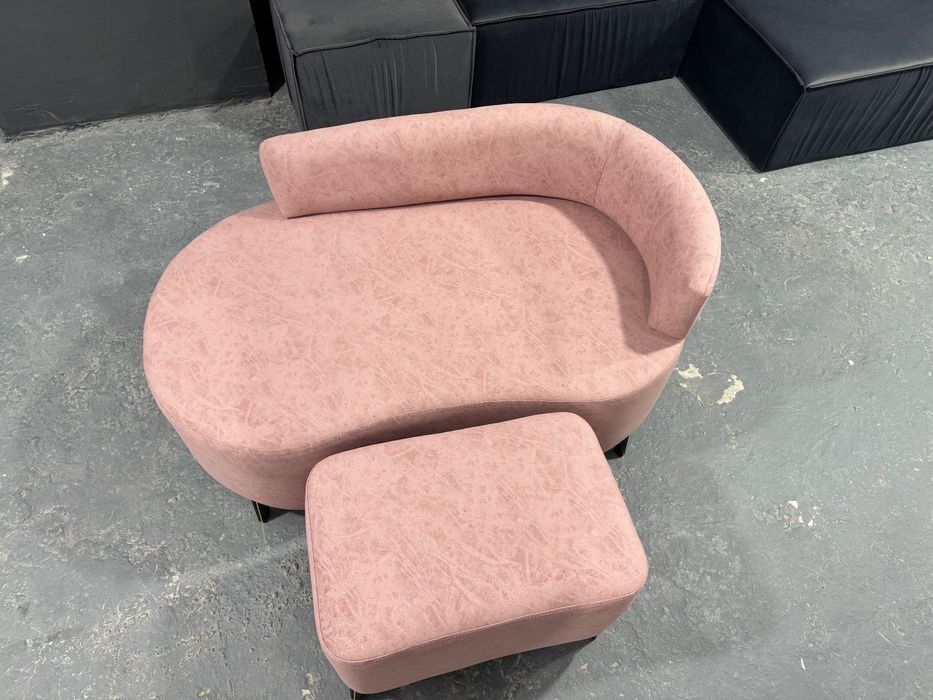 Мини диван+пуфик для дома офиса салона красоты