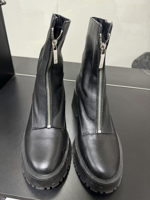 Ботинки женские  Zara