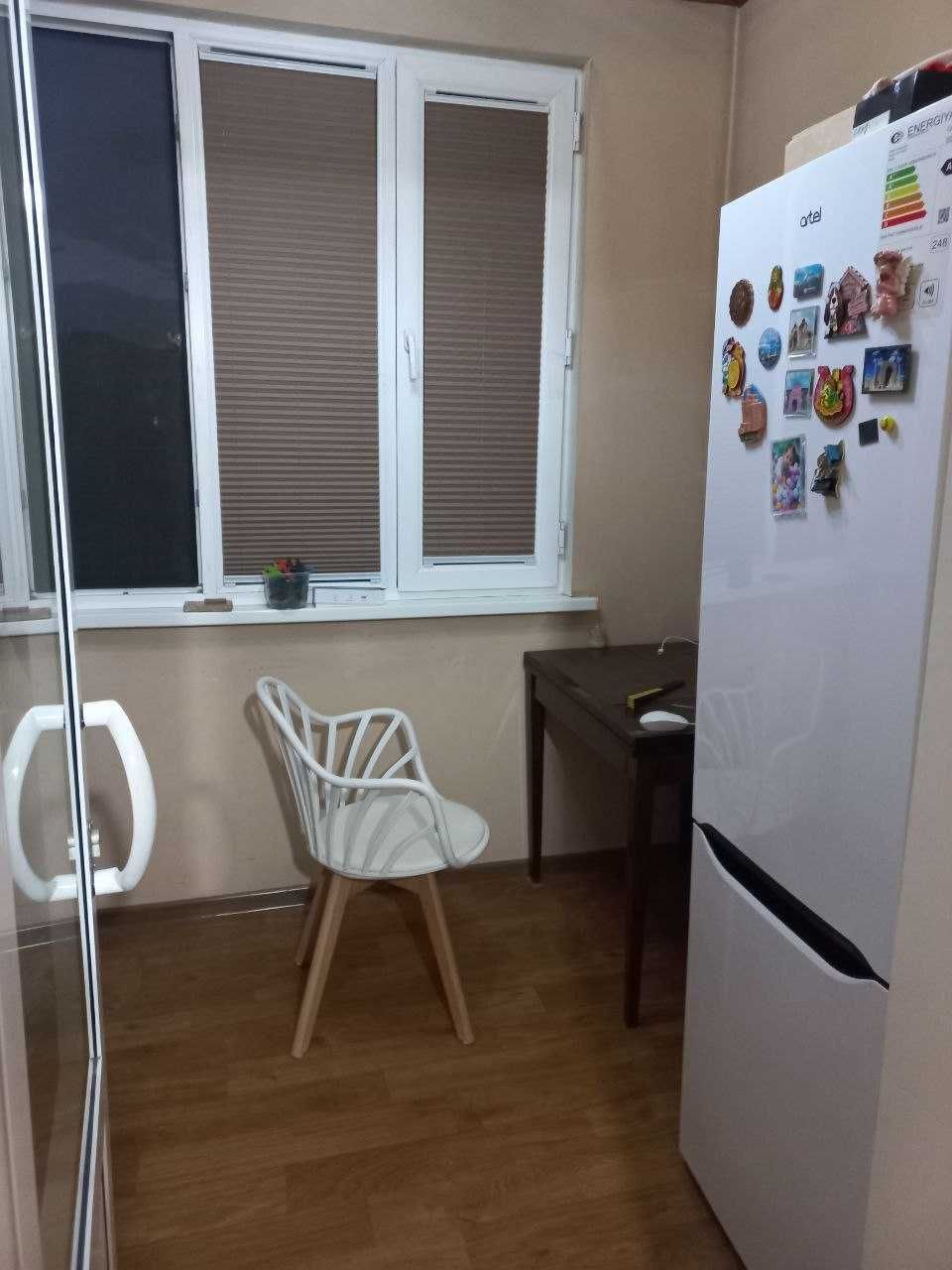 м.Буюк Ипак Йули Аптека 36,6 1-комн 5/5 35 м² кирпич 2х3 балкон чистая