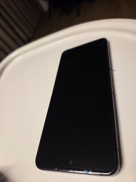 Samsung galaxy Z flip 5