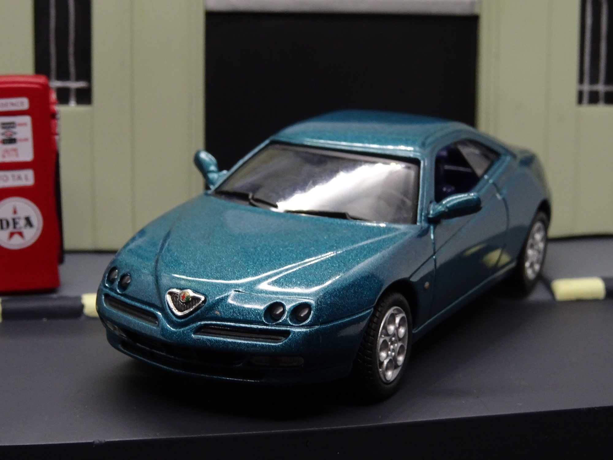 Macheta Alfa Romeo GTV Solido 1:43