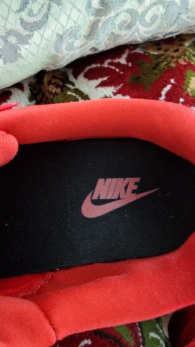 Adidas originali Nike noi super preț