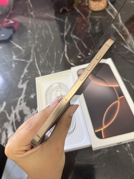 Iphone 16 pro max gold 256gb impecabil