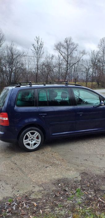 Se vinde Volskwagen Touran