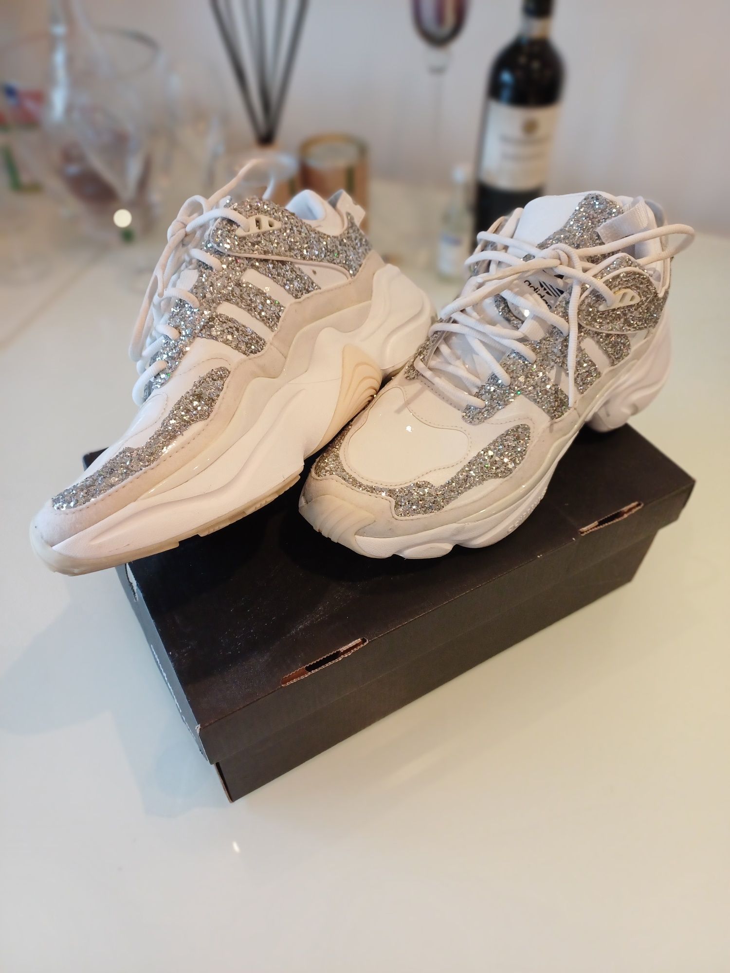 Adidași Adidas  mărimea 42