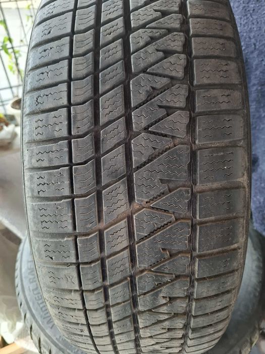 Гуми WinterCraft 235/55/R19