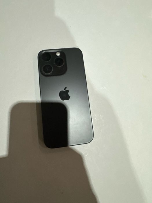 iPhone 15 pro.128 GB