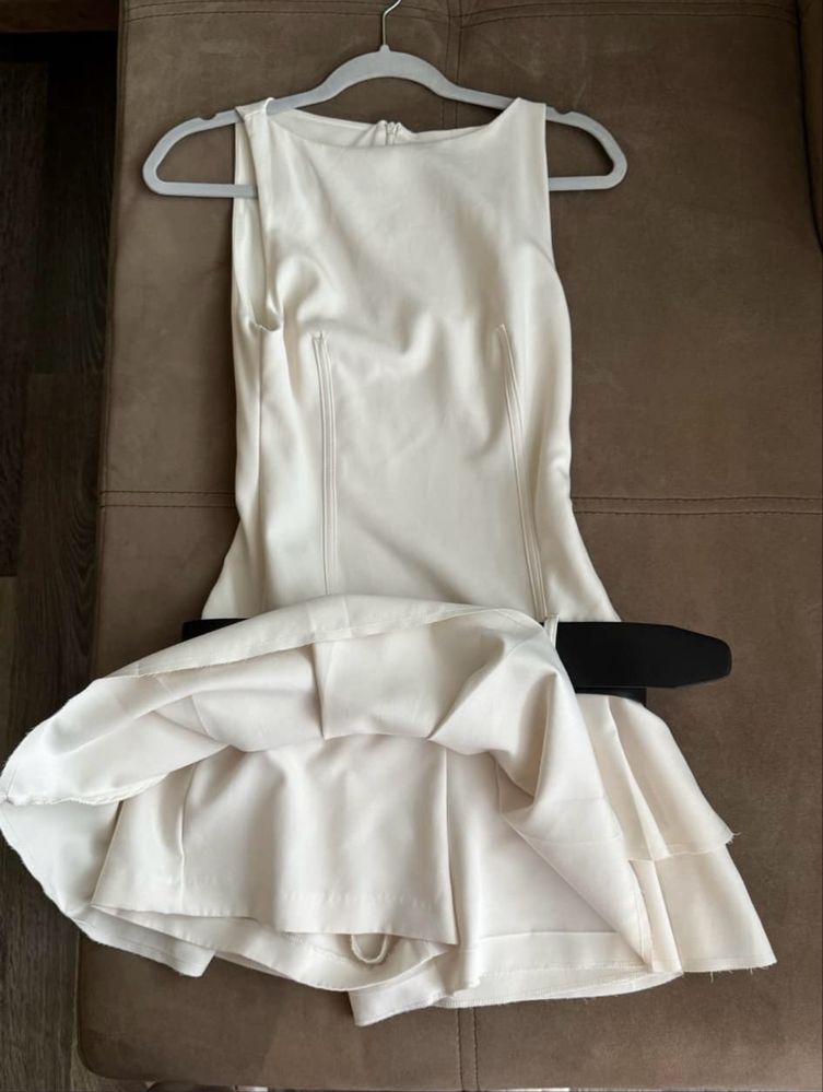 Елегантна рокля Zara