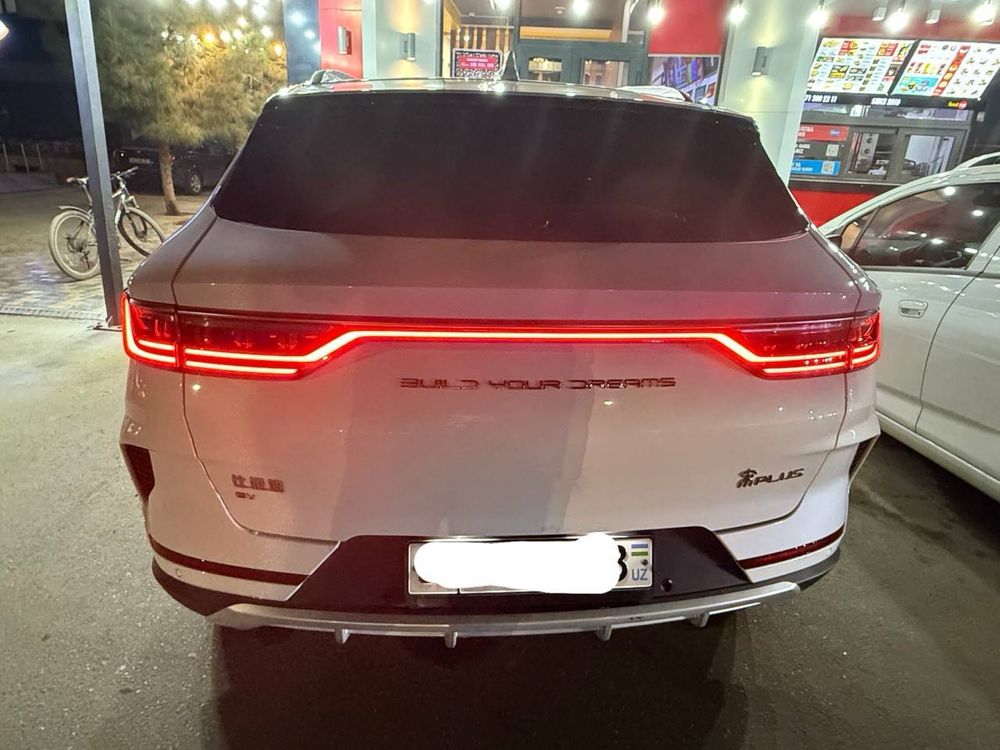 BYD SONG PLUS в отличном состоянии не битая некрашеная