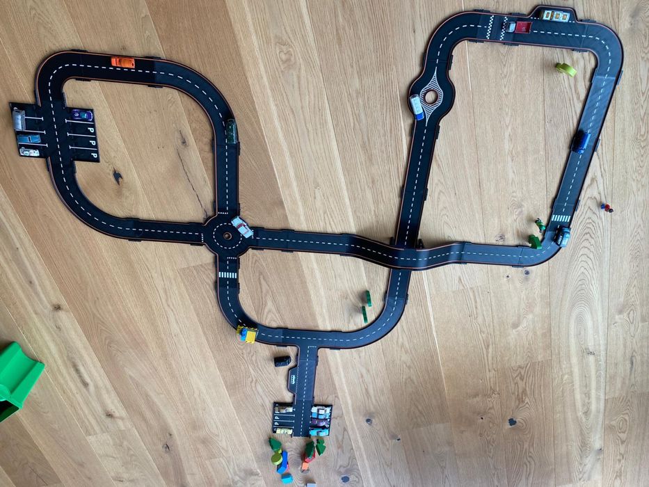 Комплект пътища за Hot Wheels, Matchbox, Brio, Ikea и релси