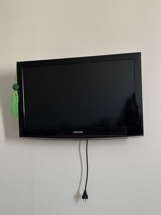 Продам телевизор