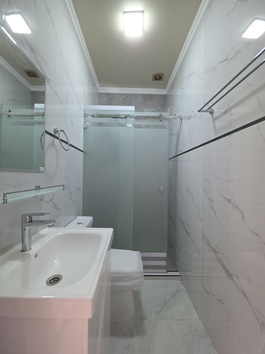 Участок махалля Чорток 3.4 сотки 6 комнат 4 санузла + холл и подвал