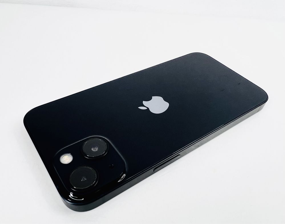 НОВ! Apple iPhone 13 128GB MIdnight Гаранция!
