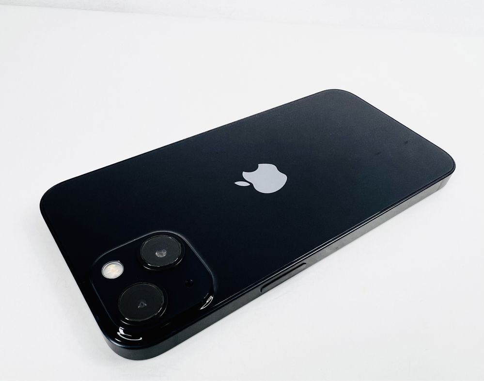 Apple iPhone 13 128GB MIdnight Перфектен! Гаранция!