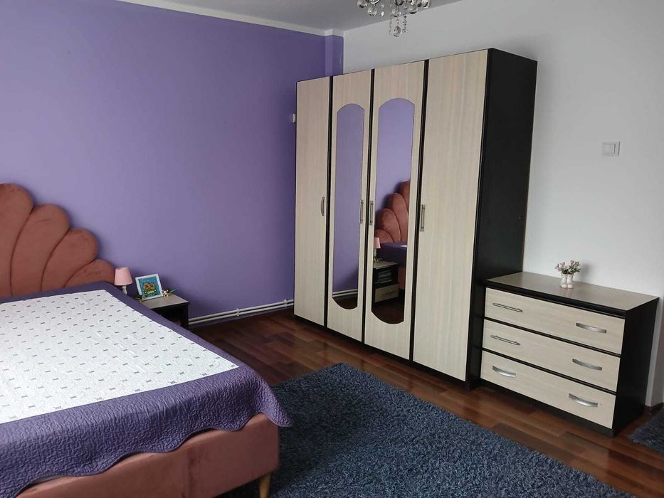 Proprietar, vand apartament