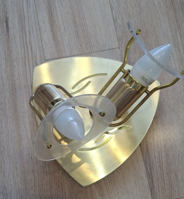 Продается Светильник