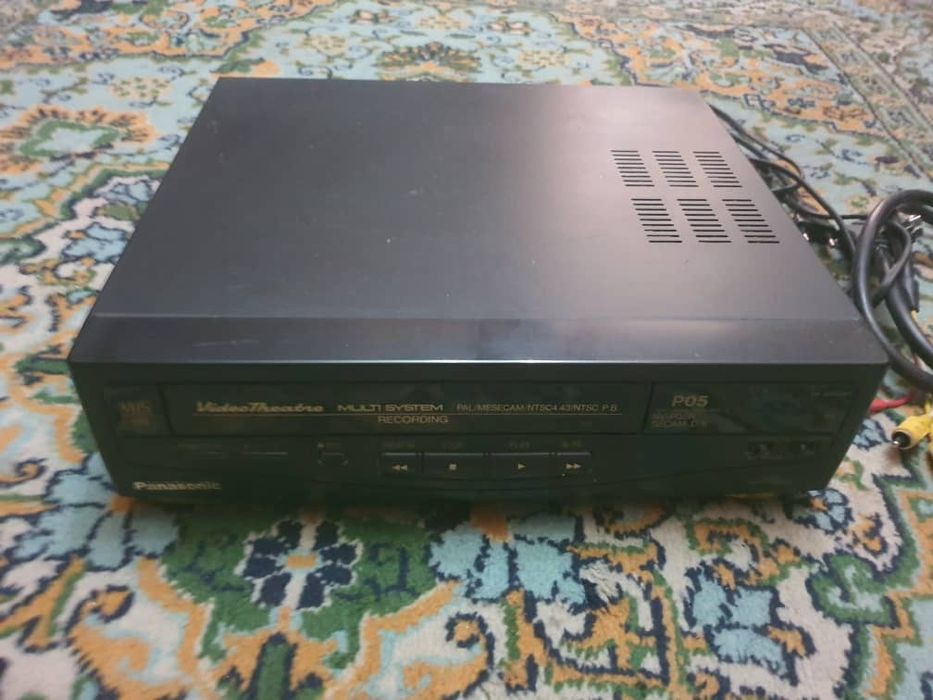 Продам видеопроигрыватель в рабочем состоянии