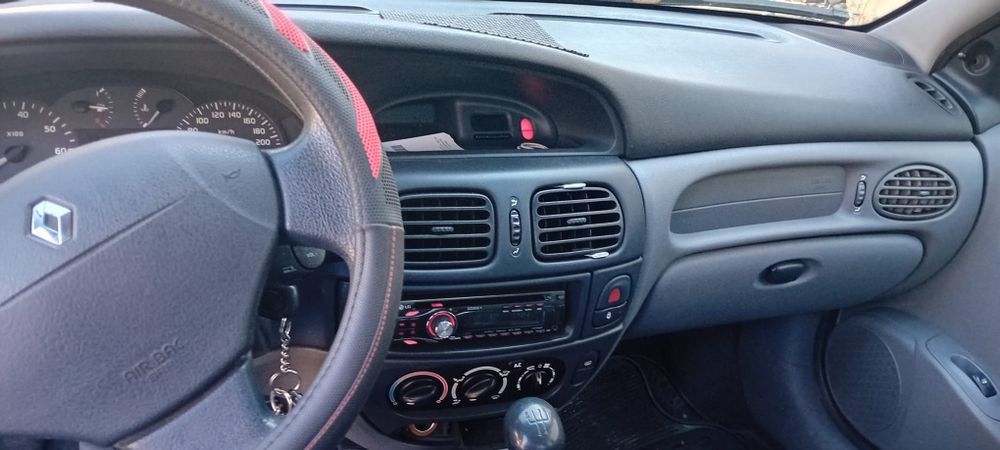 Renault megane 1