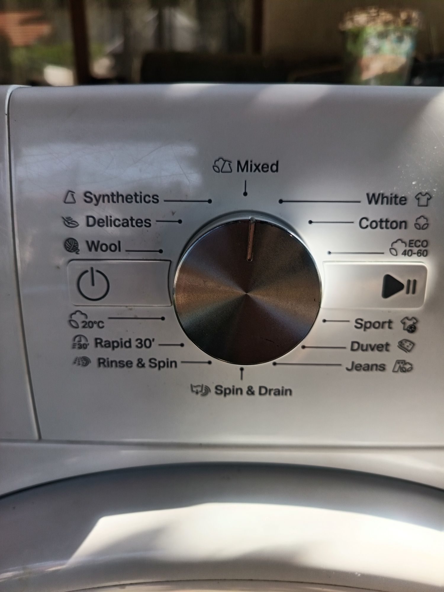 Пералня  Whirlpool 6 sense 7кг