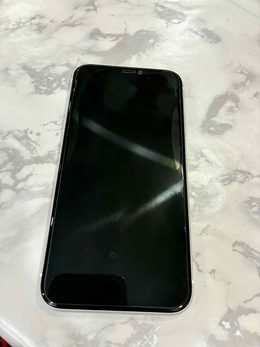 Vand Iphone XR 64 GB Sanatatea bateriei este 78%