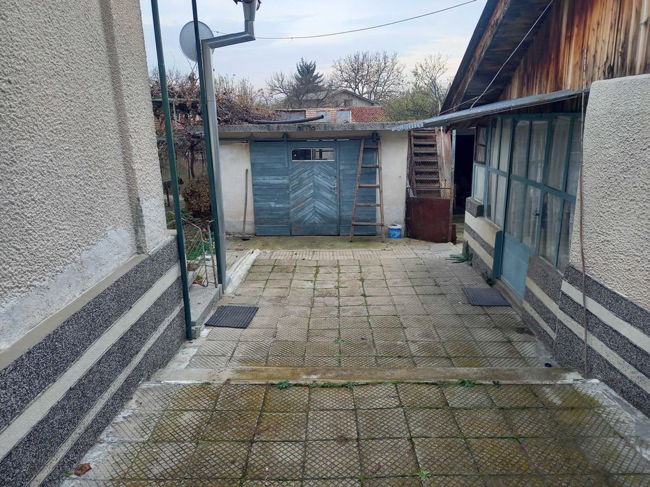 Къща 40,000 евро с. Зелениково от собственик