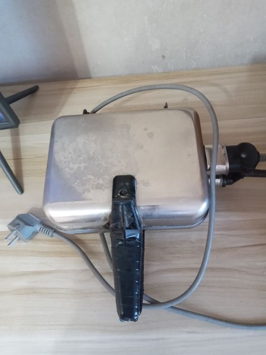 Продам вафильница  советский