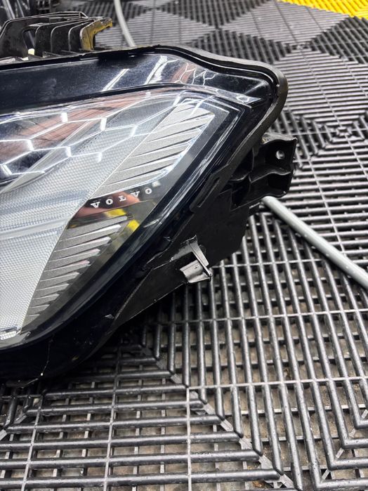 Far stângă Volvo Xc60 Full Led