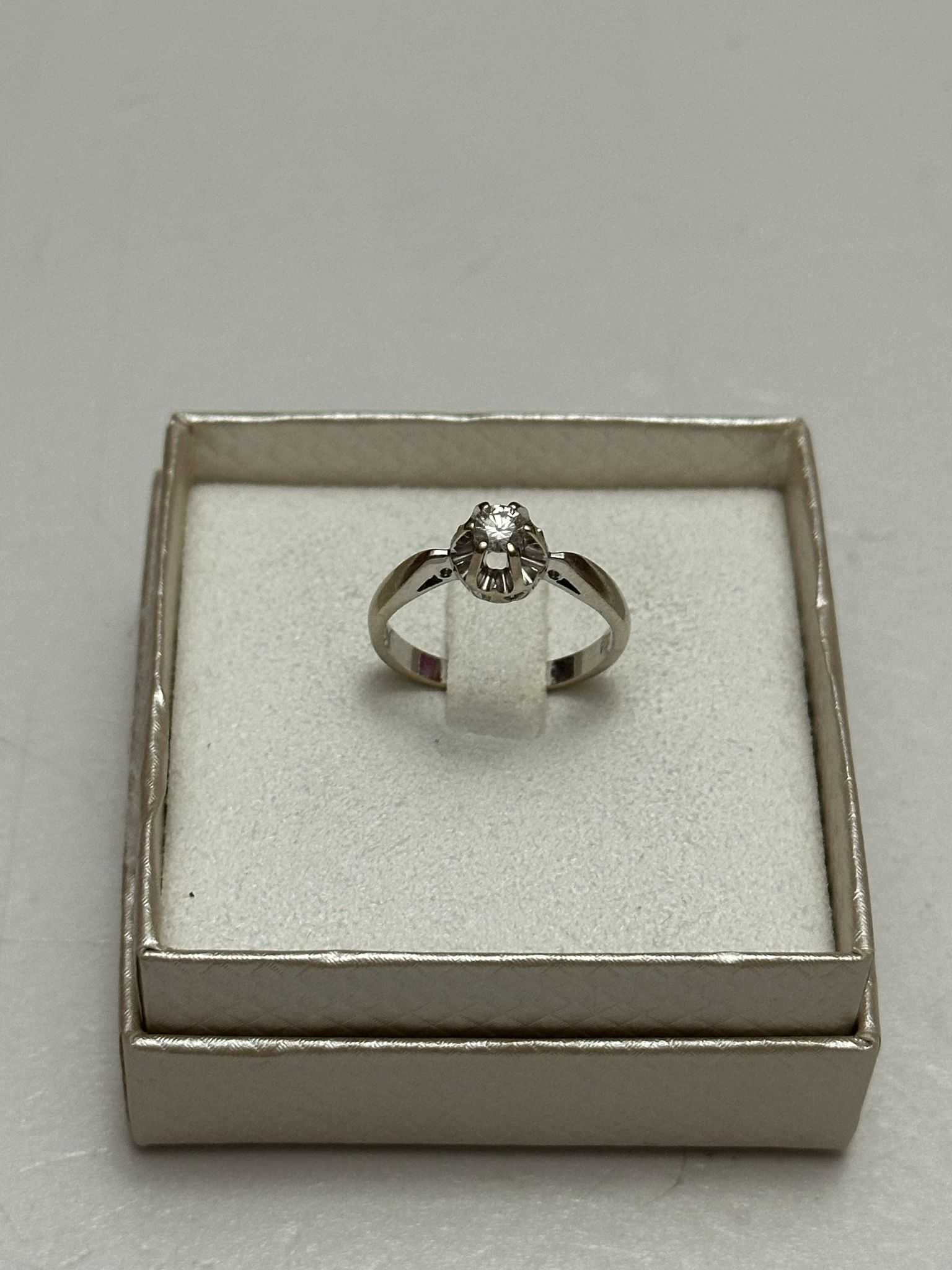 INEL AUR alb 18K + 1 Diamant = 0.20ct. - De logodna - Solitaire - 3.7g