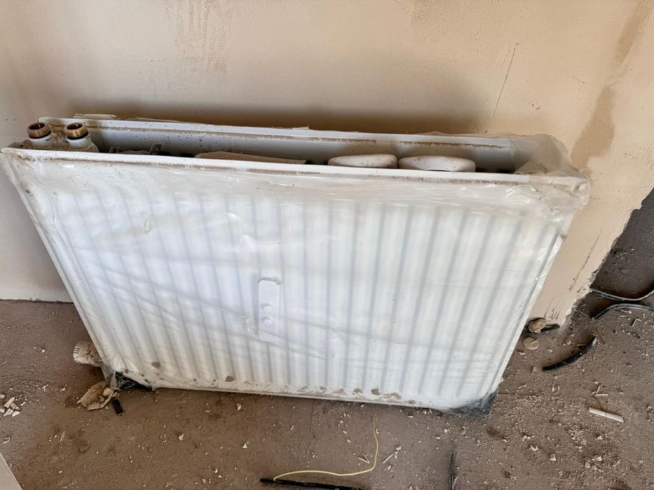 Продам радиатор панельный