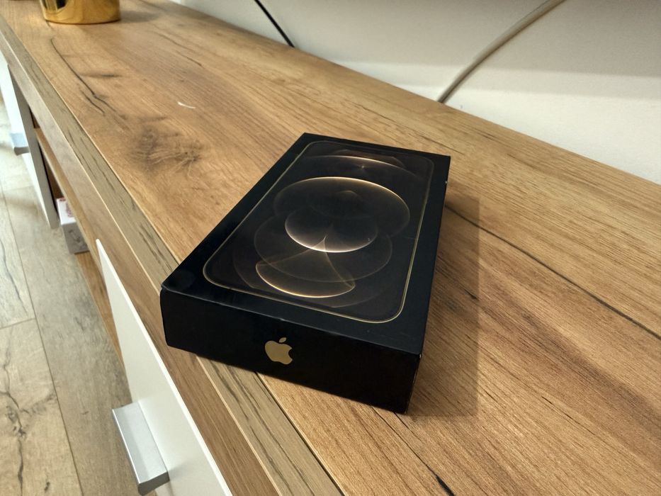 Cutie iphone 12 pro max