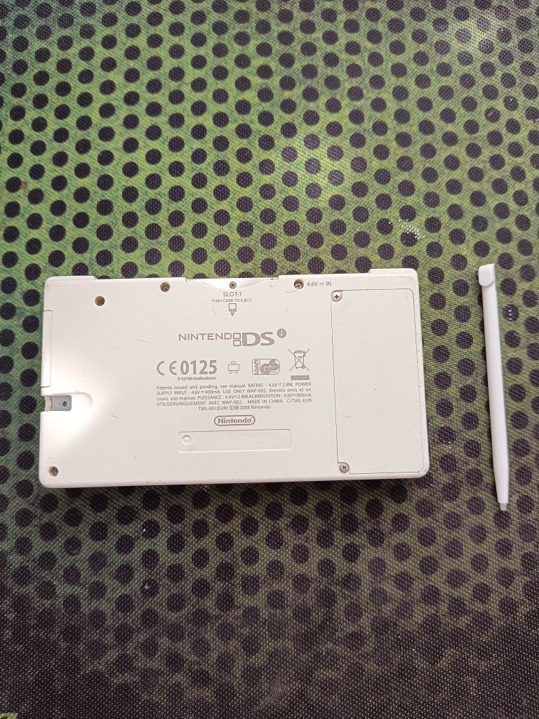 Nintendo DSi modata alba card 32Gb