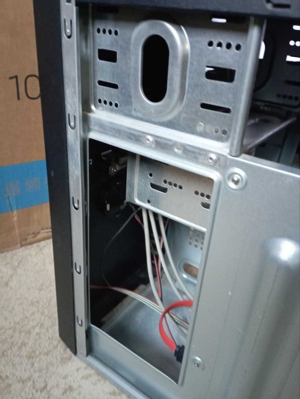Компактный кейс для PC.