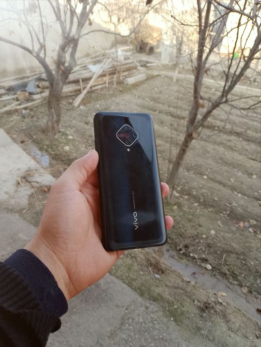 Vivo 1920 sotiladi 128/8Gb