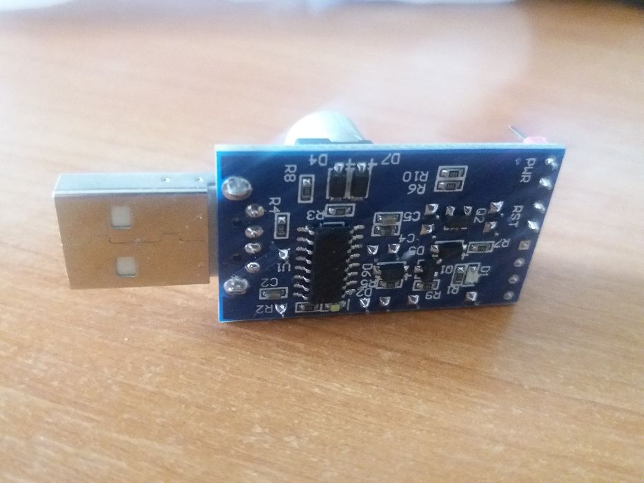 Флашка USB Watchdog за рестартиране на забили компютри