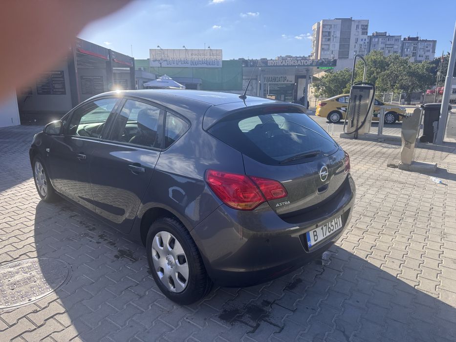 Opel Astra J 1.6
