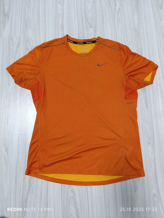 NIKE Dri Fit RUNING''оригинална мъжка тениска Л размер