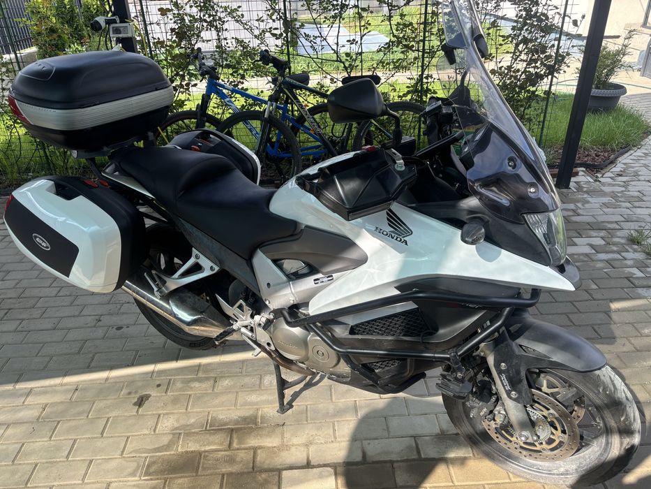 Honda Crossrunner VFR800X Stare excelenta, accesorizata