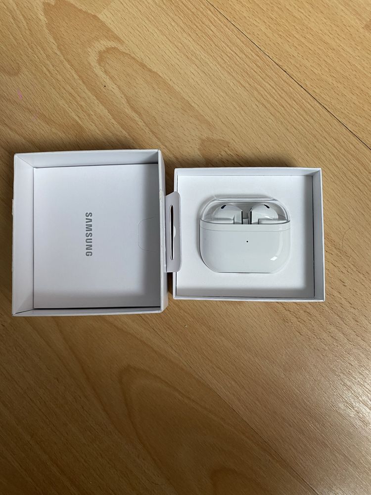 Слушалки Samsung Galaxy buds 3