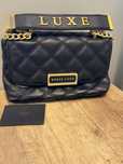 Дамска чанта guess luxe