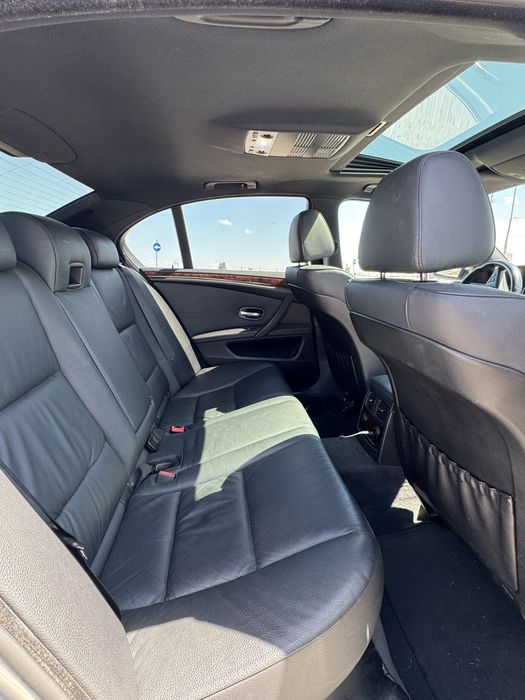 Vand BMW seria 5 e60 530d an 2008