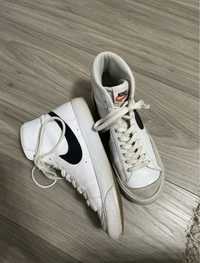 Nike Blazer Mid