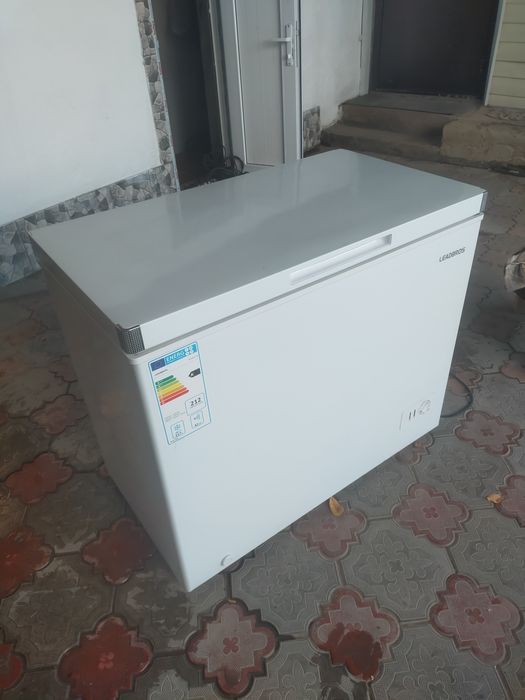 Продам морозильник