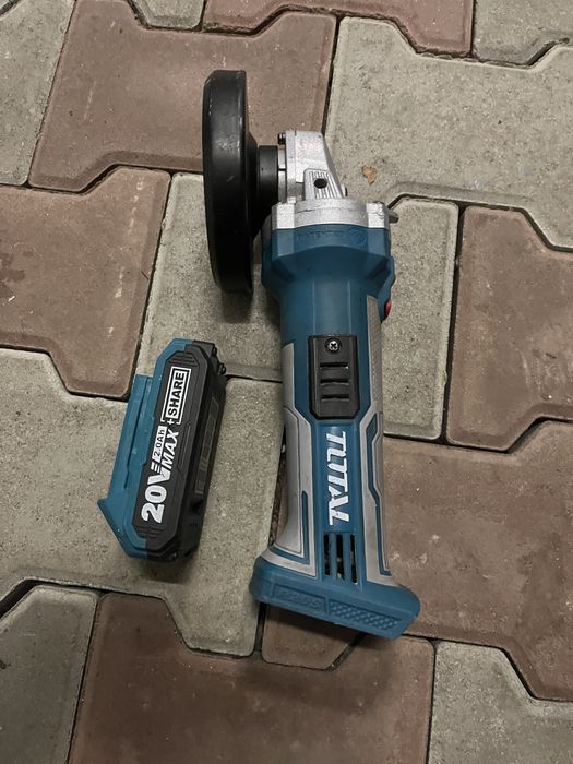 Vand flex cu acumulator total