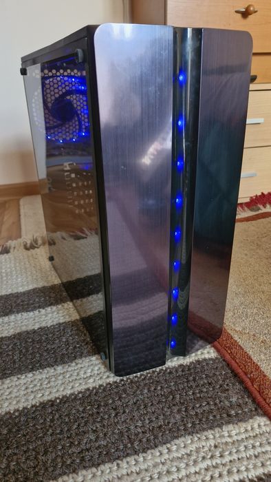 Unitate PC: Intel i5 4590T, 16GB DDR3, 120GB SSD, 500GB HDD