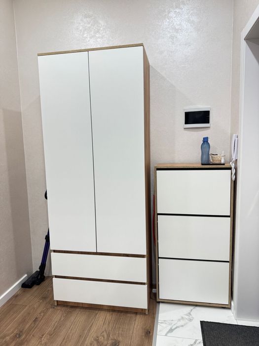 Шкаф и обувница в прихожую