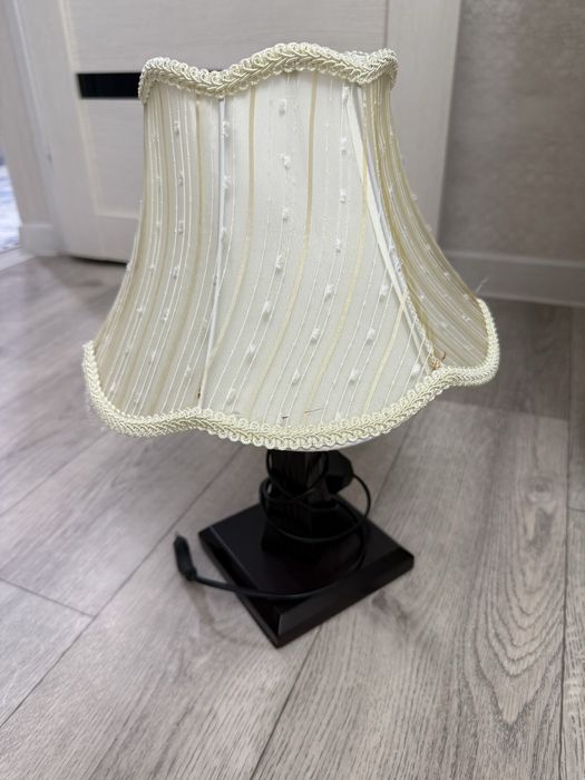 Светильник б/у в отличном состоянии