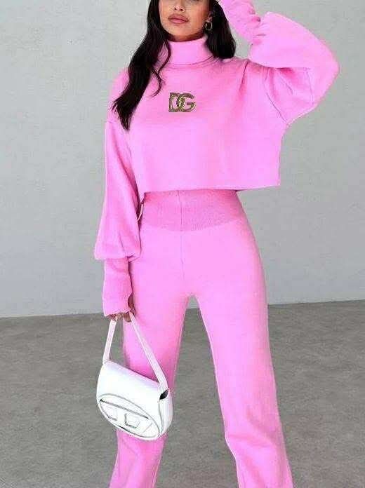 Compleuri dama din tricot