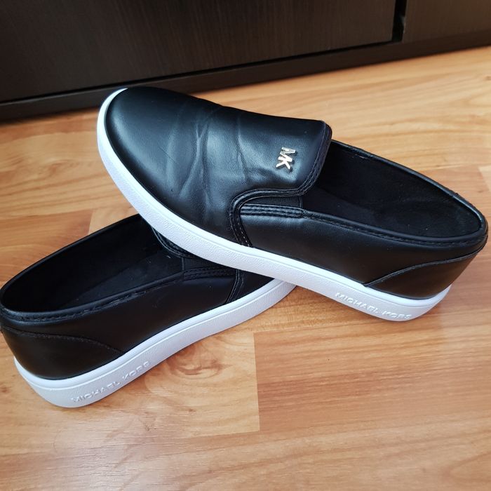 michael kors adidasi nr.34